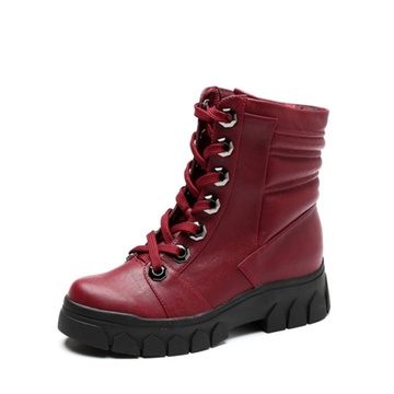 Daphne\/达芙妮短靴休闲系带时尚马丁靴秋冬款