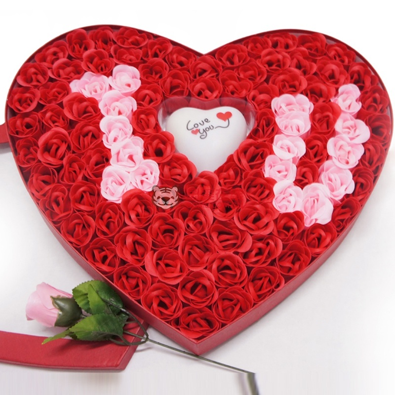 100朵香皂花玫瑰礼盒花送女生老婆生日结婚祝福创意爱的礼物(l love