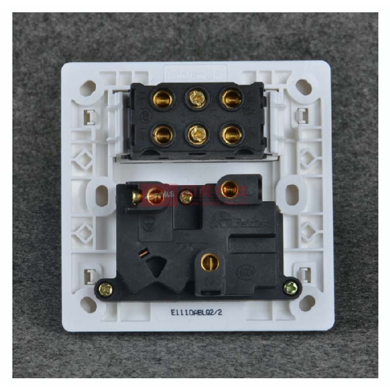 飛雕feidiao正品開關插座面板a386型雅白系列二開雙控帶五孔插座